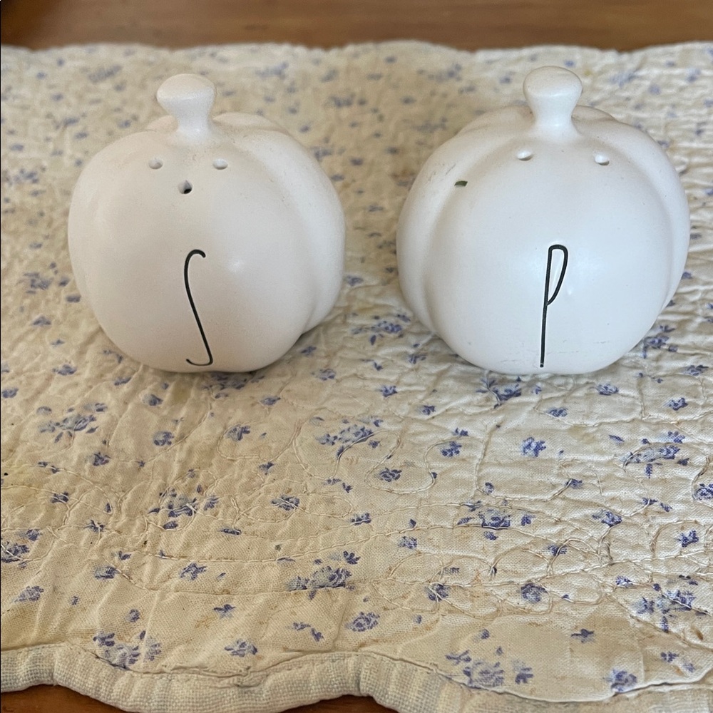 Rae Dunn White Pumpkin Salt and Pepper Shakers